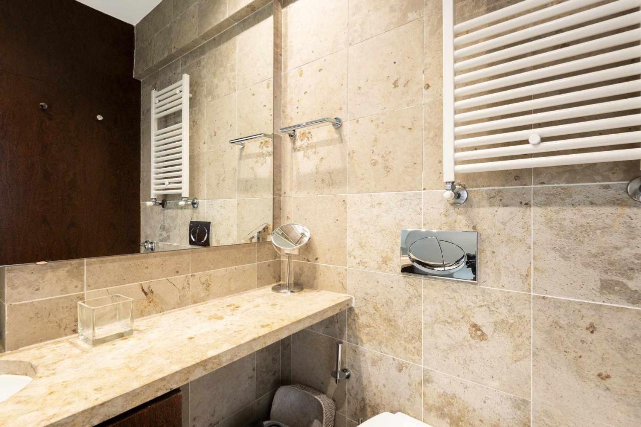 Italian Design Apartment In Principe Real Lissabon Exterior foto